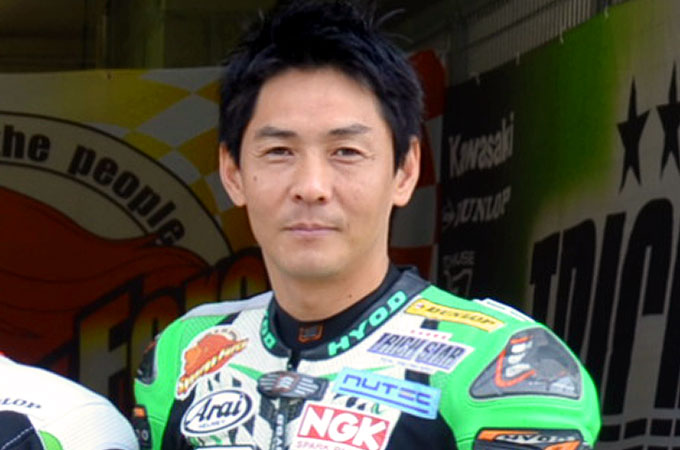 井筒 仁康選手がシナジーフォースの契約ライダーに決定